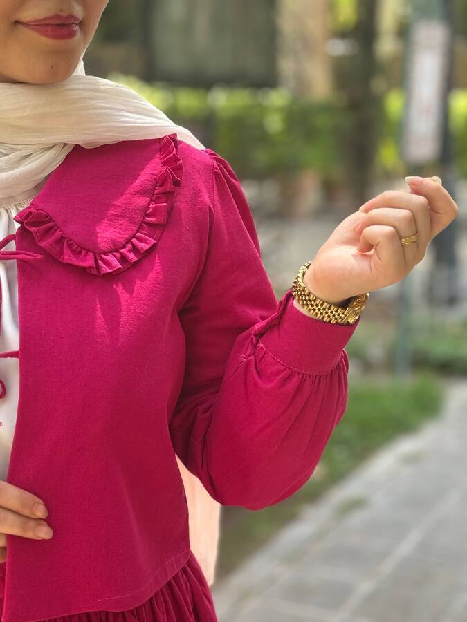 کراپ کتی و دامن سرخ رو💕