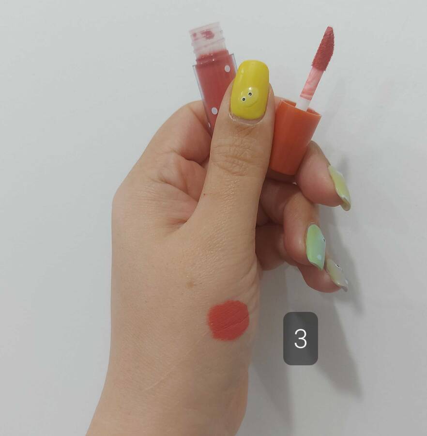  رژ لب مت ولوت