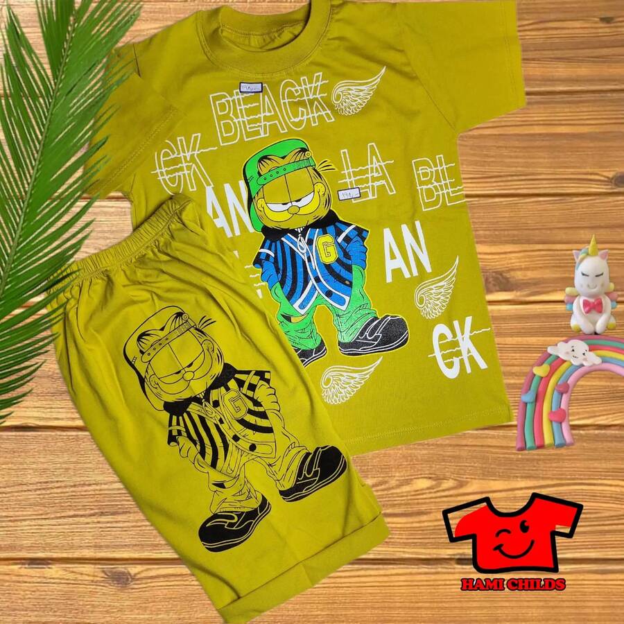 تیشرت و شلوارک  گارفیلد