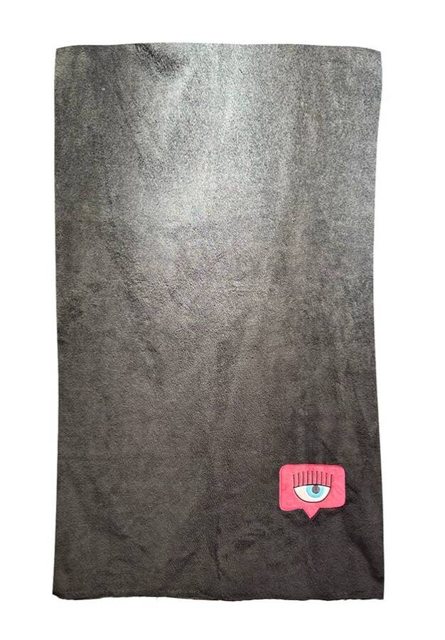 حوله مشکی کیارا