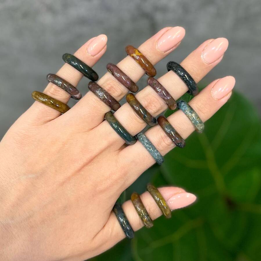 حلقه های سنگ طبیعی