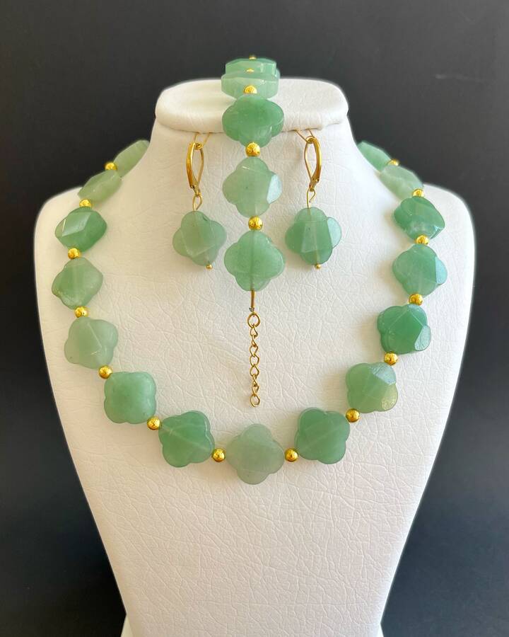 ست های سنگ اونتورین