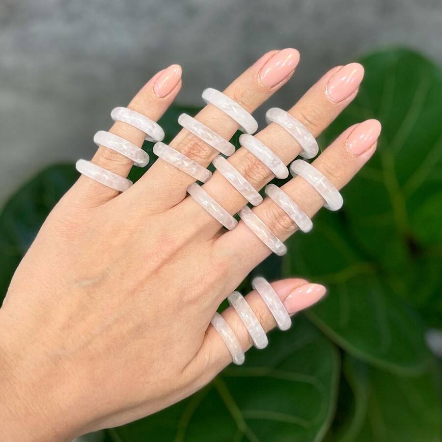 حلقه های سنگ طبیعی