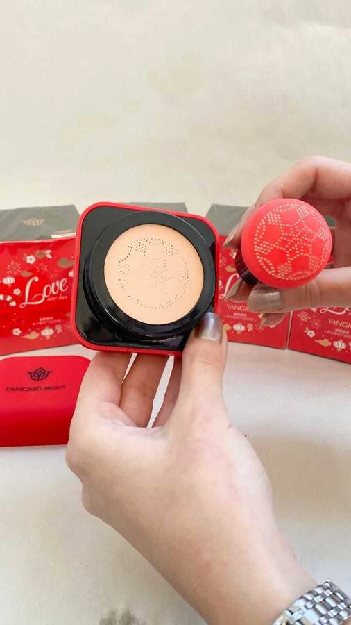 کوشن پدقرمز یانگمی