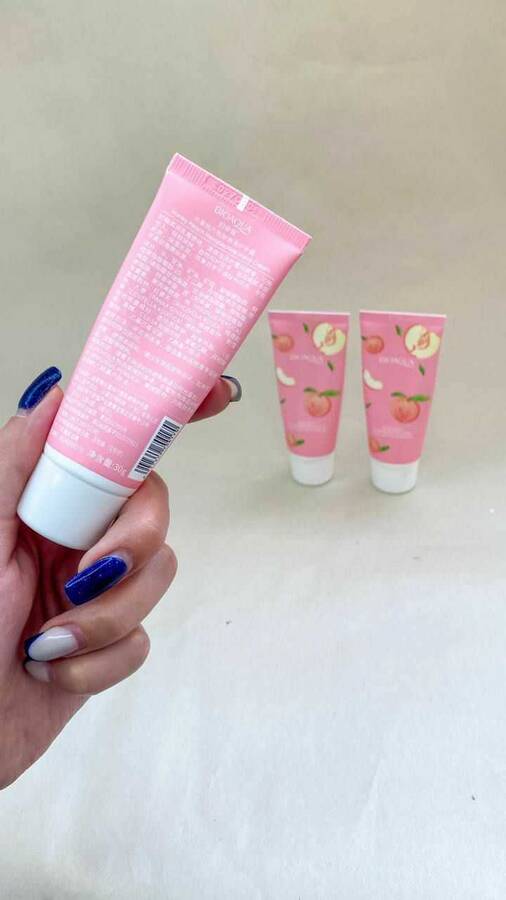 کرم مرطوب کننده دست و صورت هلو بیوآکوا