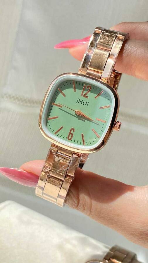 ساعت رزگلد صفحه مربعی