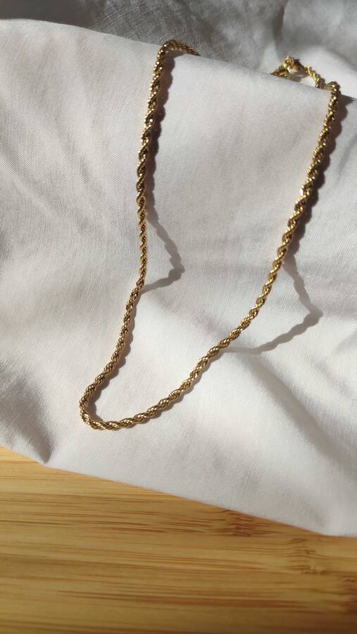 گردنبند طنابی