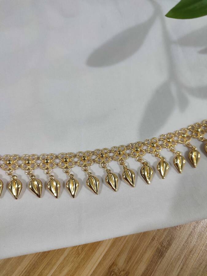 دور سخمه ( حاشیه لباس طرح طلا )