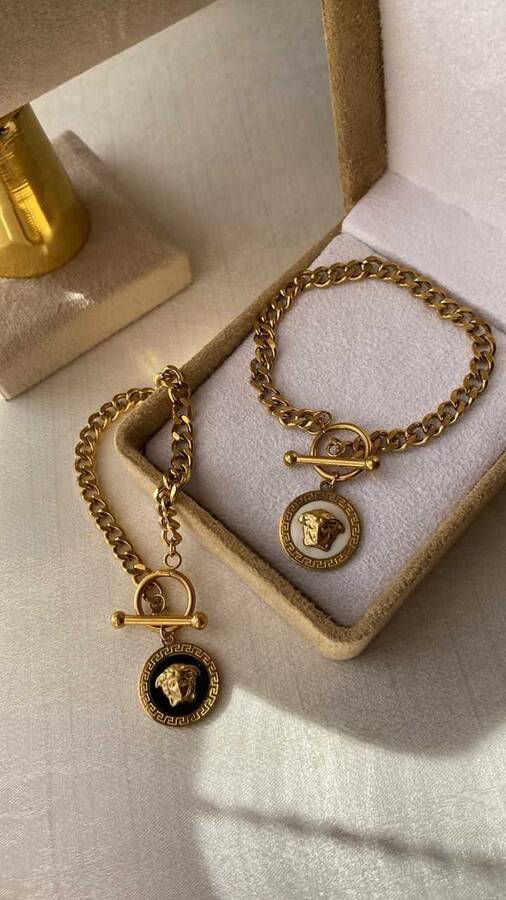 دستبند ورساچ قفل T