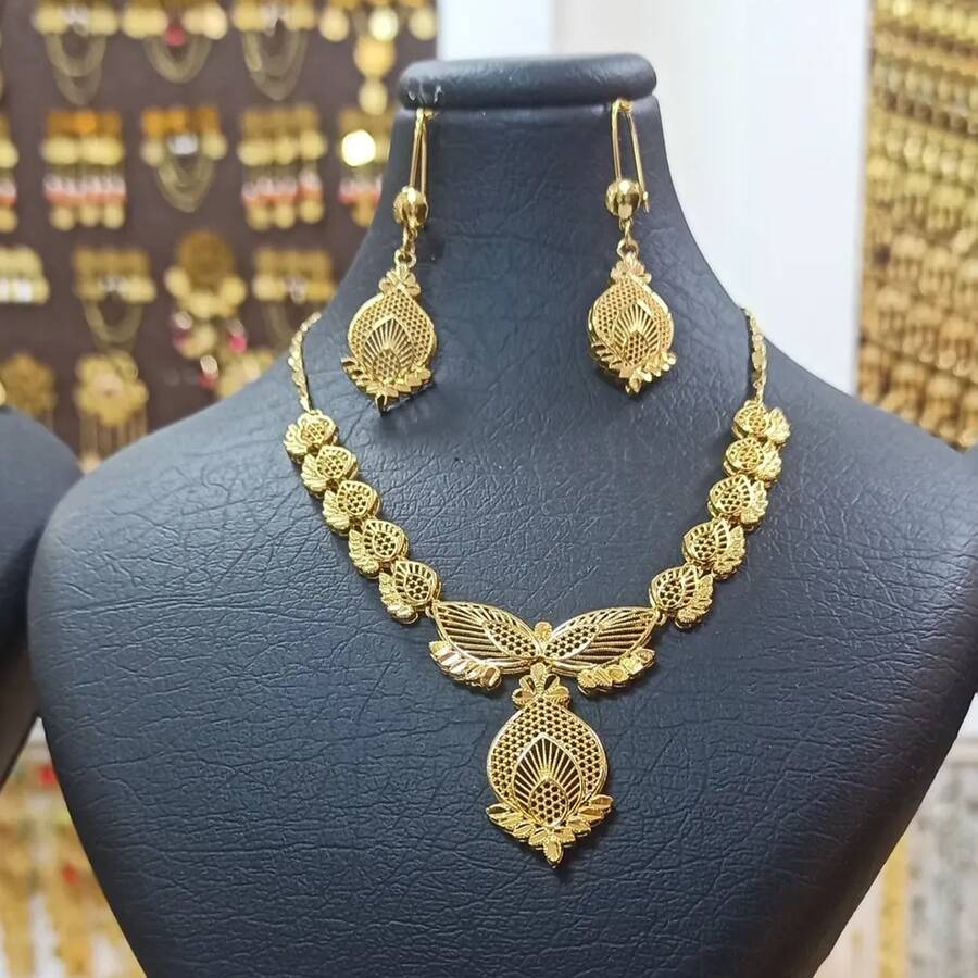 نیم ست طرح طلا 