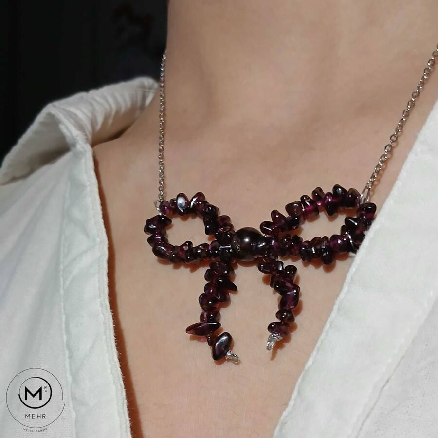 گردنبند پاپیونی گارنت 